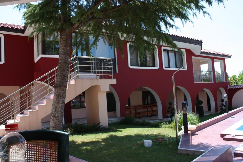 Hotel The Red House Kosharitsa Esterno foto